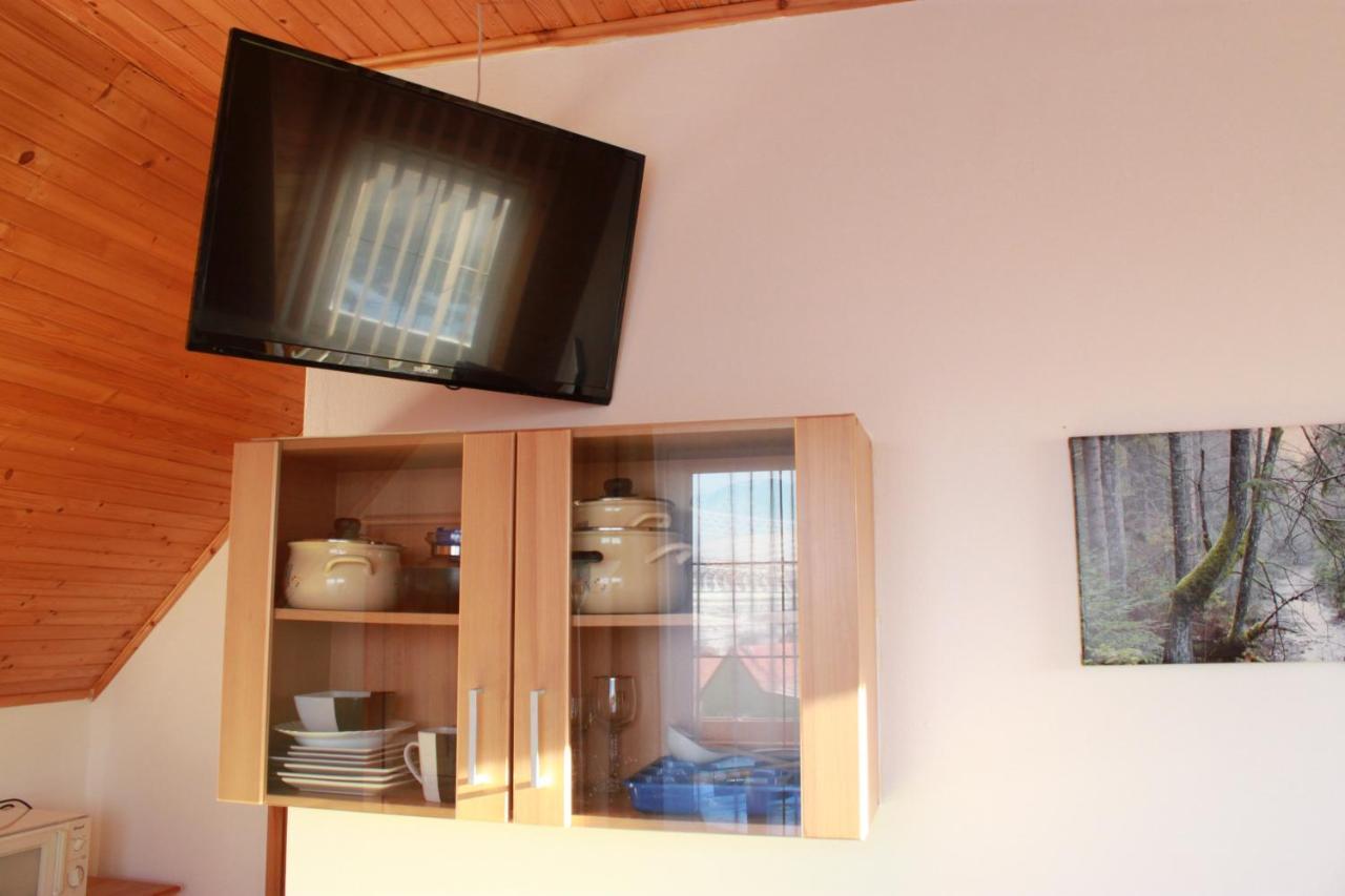 Zlty Dom Vrbov Lägenhet Exteriör bild